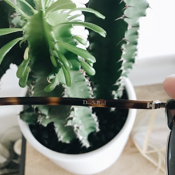 Dior “So Real” sunglasses - Picture 5 of 6